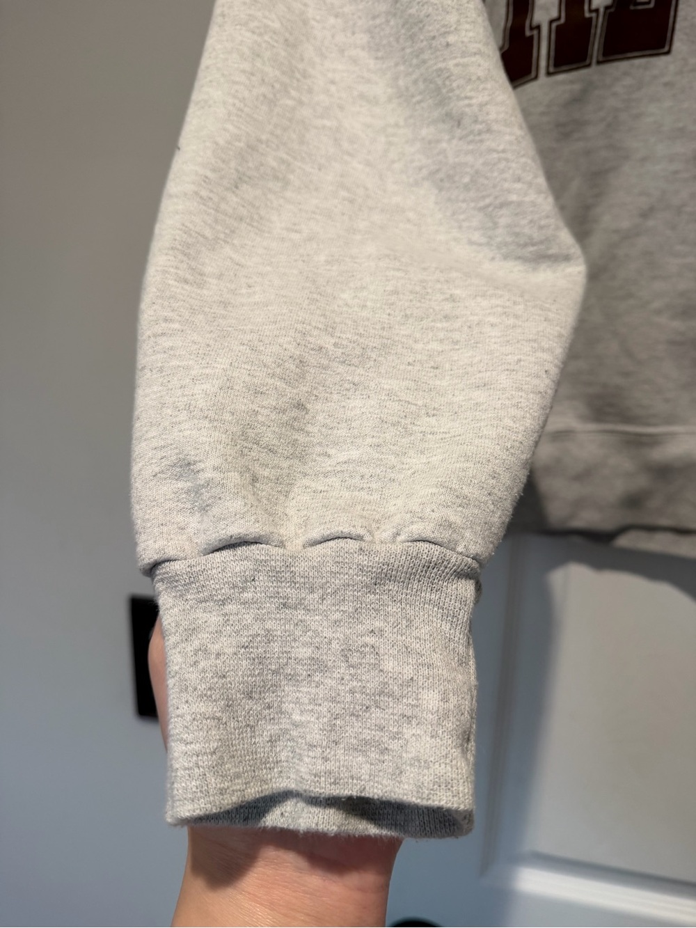 Auth. ✅ THE BAR Varsity Crewneck in “LT Heather Grey/Chocolate” Size Large🩶🤎 - Picture 5 of 7